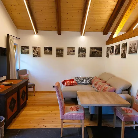 Charmantes Karwendel-chalet * 瓦滕斯