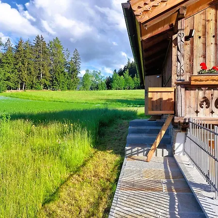 Charmantes Karwendel-chalet Alpesi faház Wattens